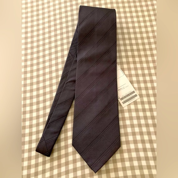 Yves Saint Laurent Other - ✨Host Pick✨ Yves Saint Laurent 100% Silk Dark Grey Tie
